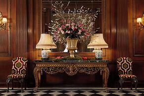 Hotel Raphael