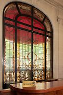 Hotel Raphael