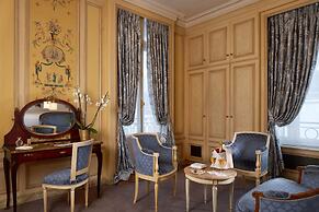Hotel Raphael