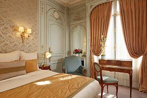 Hotel Raphael