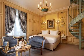 Hotel Raphael