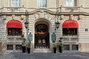 Hotel Raphael