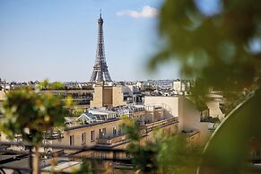Hotel Raphael
