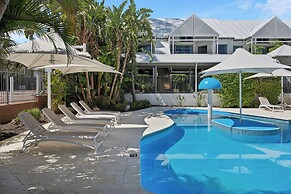 Broadwater Resort Como