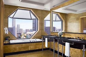 The Ritz-Carlton, Millenia Singapore