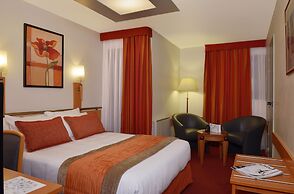 Opera Cadet Hotel