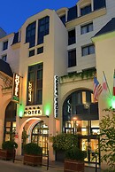 Opera Cadet Hotel