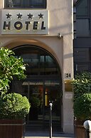 Opera Cadet Hotel