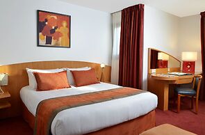 Opera Cadet Hotel