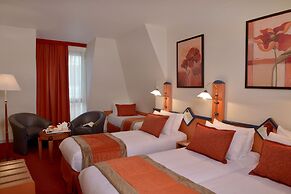 Opera Cadet Hotel