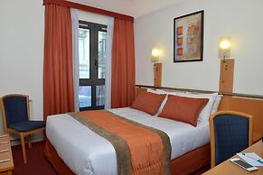 Opera Cadet Hotel