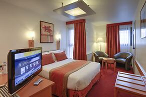 Opera Cadet Hotel