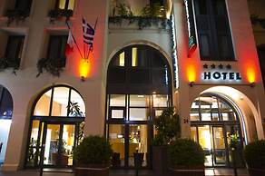 Opera Cadet Hotel