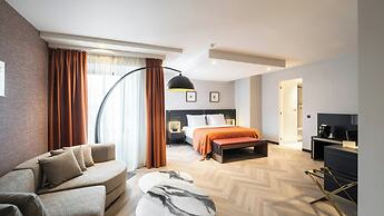 Hyllit Hotel