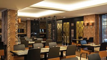 Hyllit Hotel
