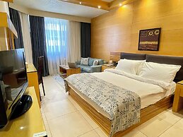 Imperial Suites Hotel