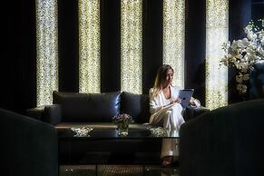 Imperial Suites Hotel
