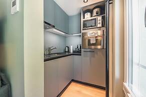 HOP Apartments & Suites