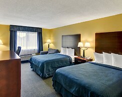 Quality Inn & Suites Grand Prairie South