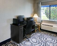 Quality Inn & Suites Grand Prairie South