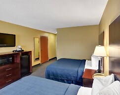 Quality Inn & Suites Grand Prairie South