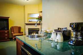 Peterborough Inn & Suites Hotel