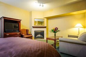 Peterborough Inn & Suites Hotel