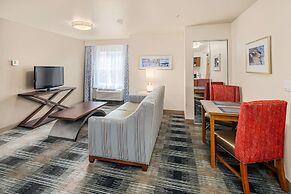 Executive Residency by Best Western Navigator Inn & Suites