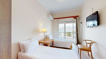 Lucy Hotel