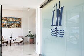 Lucy Hotel