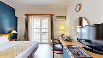 Lucy Hotel