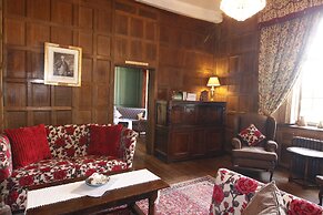 Telford Madeley Court