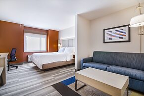 Holiday Inn Express & Suites Langley by IHG