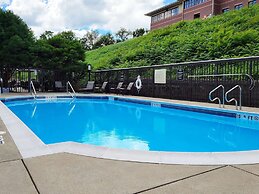 Hampton Inn Greensburg