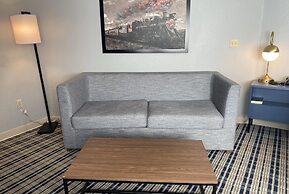 AmericInn by Wyndham Austin