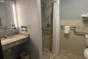 AmericInn by Wyndham Austin