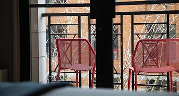 The Paramount Hotel