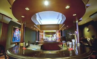Menara Peninsula Hotel Jakarta