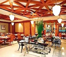 Menara Peninsula Hotel Jakarta