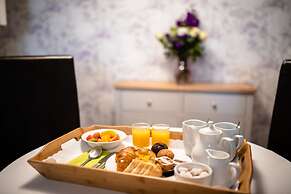 Holiday Inn A55 Chester West by IHG