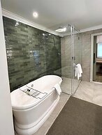 Mount Grace Hotel & Spa