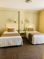 Embajadores Hotel