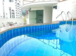 Embajadores Hotel