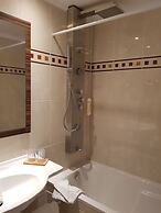 Hotel Champerret Elysees