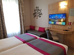 Hotel Champerret Elysees