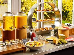 Mercure Chester Abbots Well Hotel