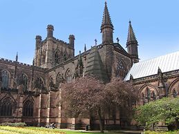 Mercure Chester Abbots Well Hotel