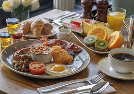 The Hog's Back Hotel & Spa Farnham