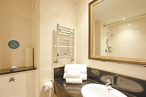 Gloucester Robinswood Hotel by Sunday