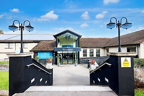 Gloucester Robinswood Hotel by Sunday